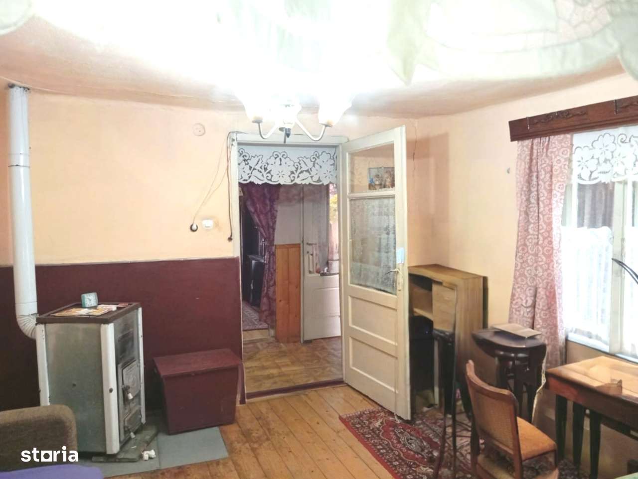 Casa de vanzare in satul Paulian, comuna Buteni-5