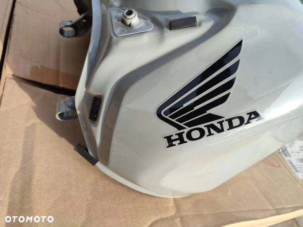 Bak, zbiornik paliwa Honda CBR 650 - 7