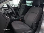 Volkswagen Passat 2.0 TDI EVO Essence DSG - 8