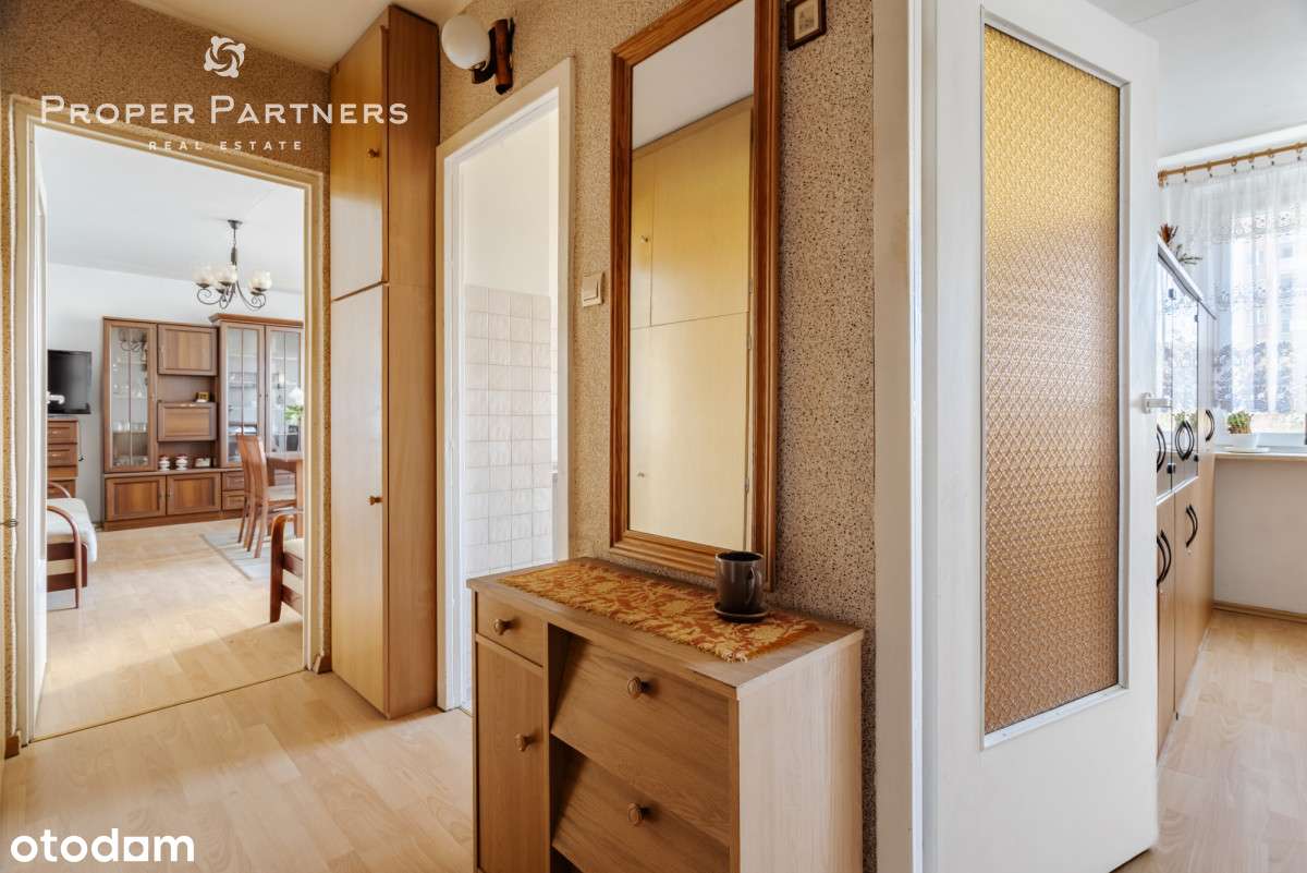 Ustawne mieszkanie na Bielanach 2-3 pok. z kuchnią-7