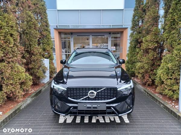 Volvo XC 60 B4 D Plus Dark - 3