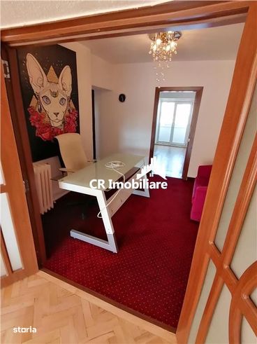 Apartament 4 camere Unirii  ideal pentru Firma