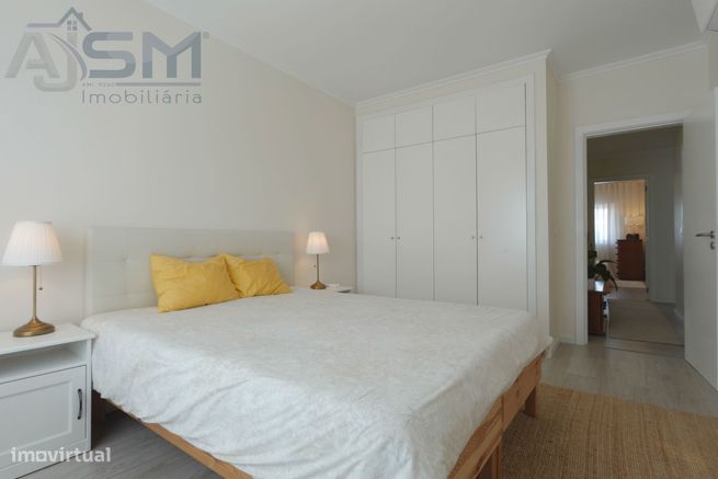 São Domingos de Rana - Apartamento T2 recente com suite e garagem-30