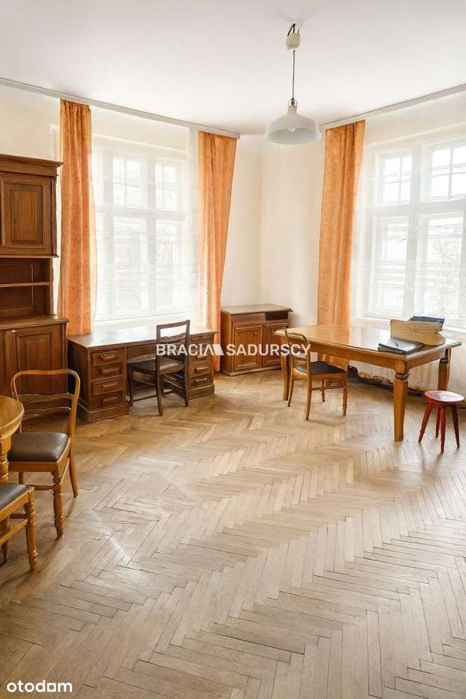 Klimatyczne mieszkanie 80m2 przy Wawelu-2