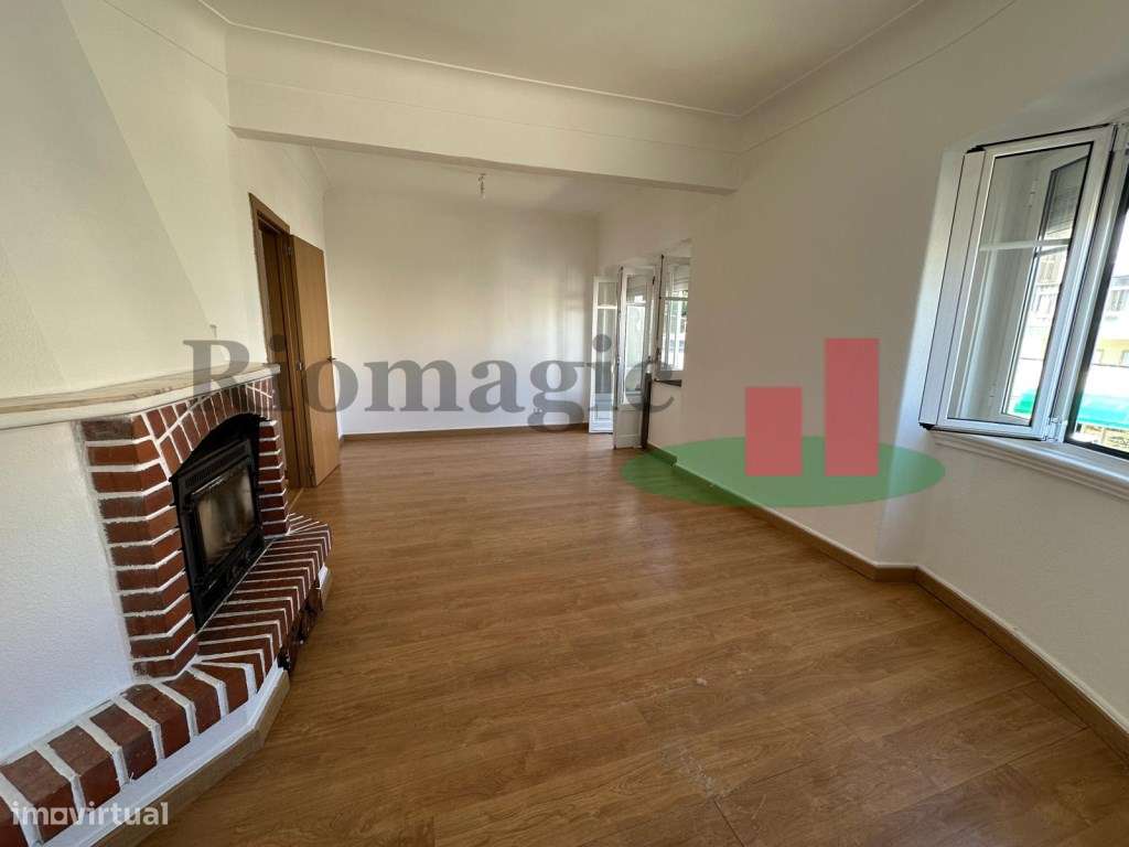 Apartamento T4 - Rio de Mouro-5