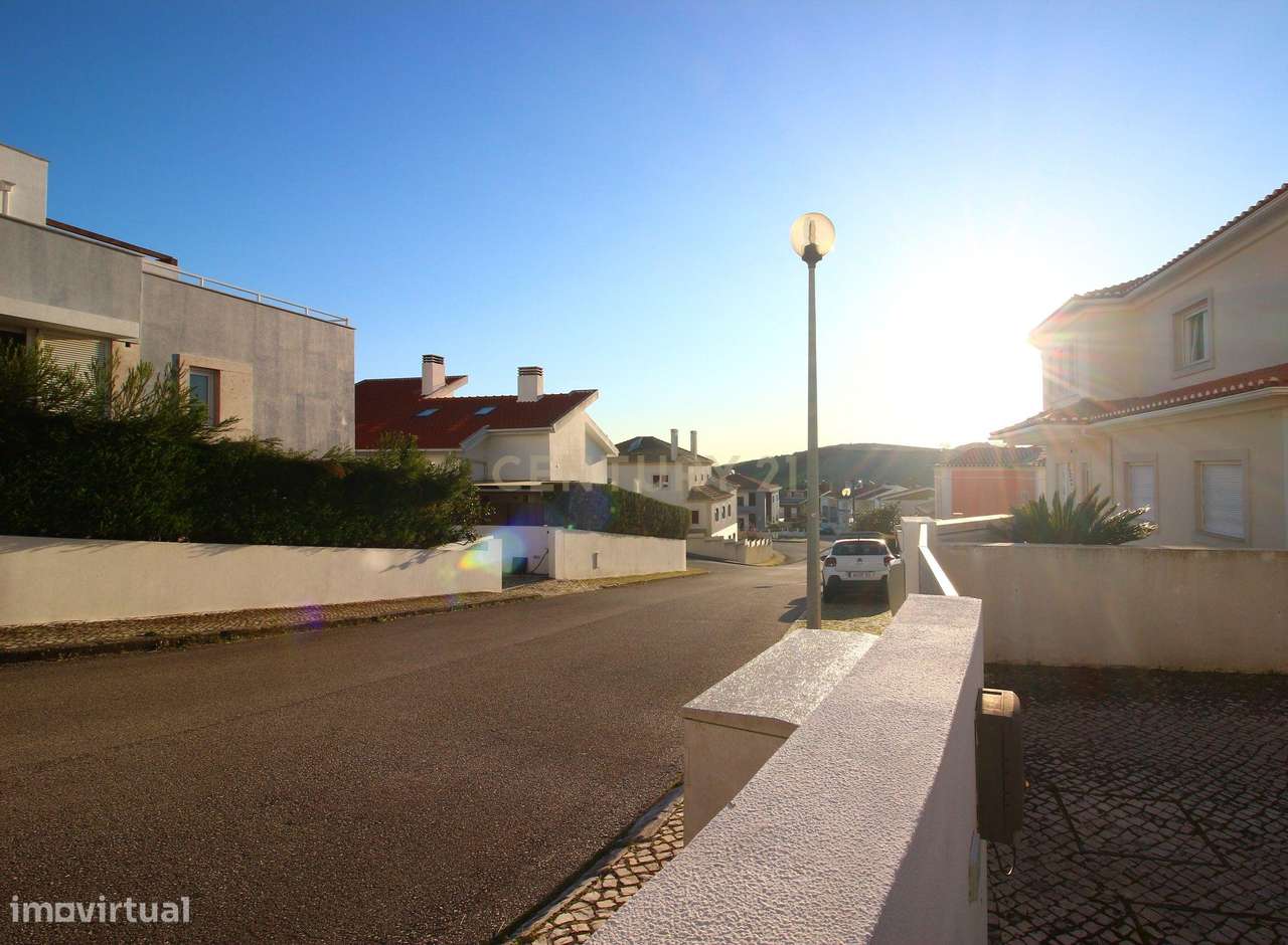 Moradia V4 em Torres Vedras, 566m2 ,vistas excecionais, qualidade e co-36