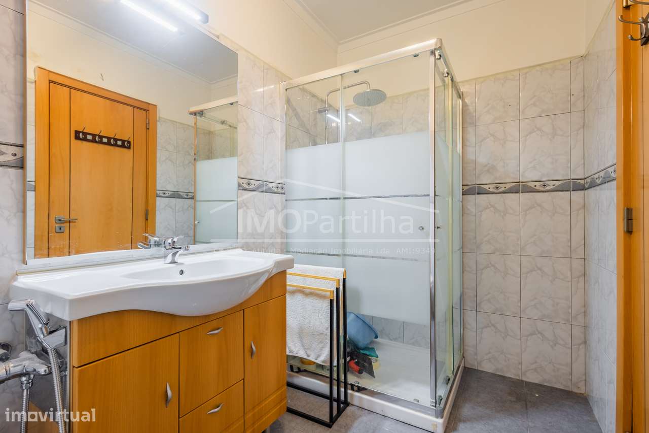 Apartamento T2 na Agualva - Cacém-13