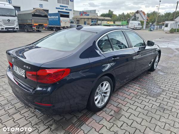 BMW Seria 5 518d Advantage - 6