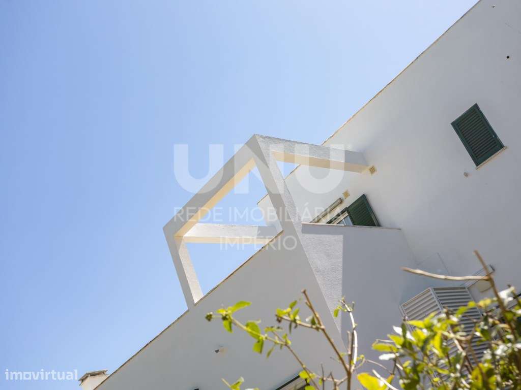 UMA PROPRIEDADE RARA EM TRÓIA | O PRIVILÉGIO DE VIVER, INVESTIR E E...-18