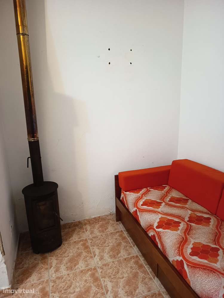 Moradia pequena em Benavente - Grande imagem: 4/14