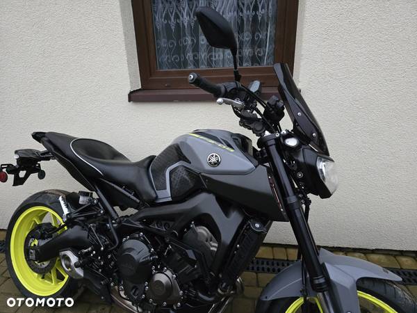 Yamaha MT - 10