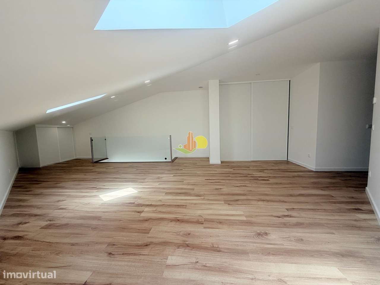T2+2 Duplex com Garagem Dupla-26