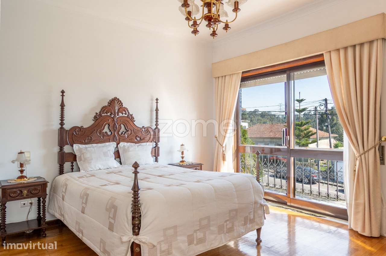 Moradia T4 c/ Loja Comercial - Grande imagem: 2/60