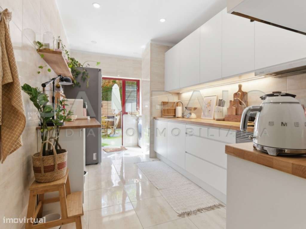 Apartamento T2 - Fânzeres - C/ Terraço!-5
