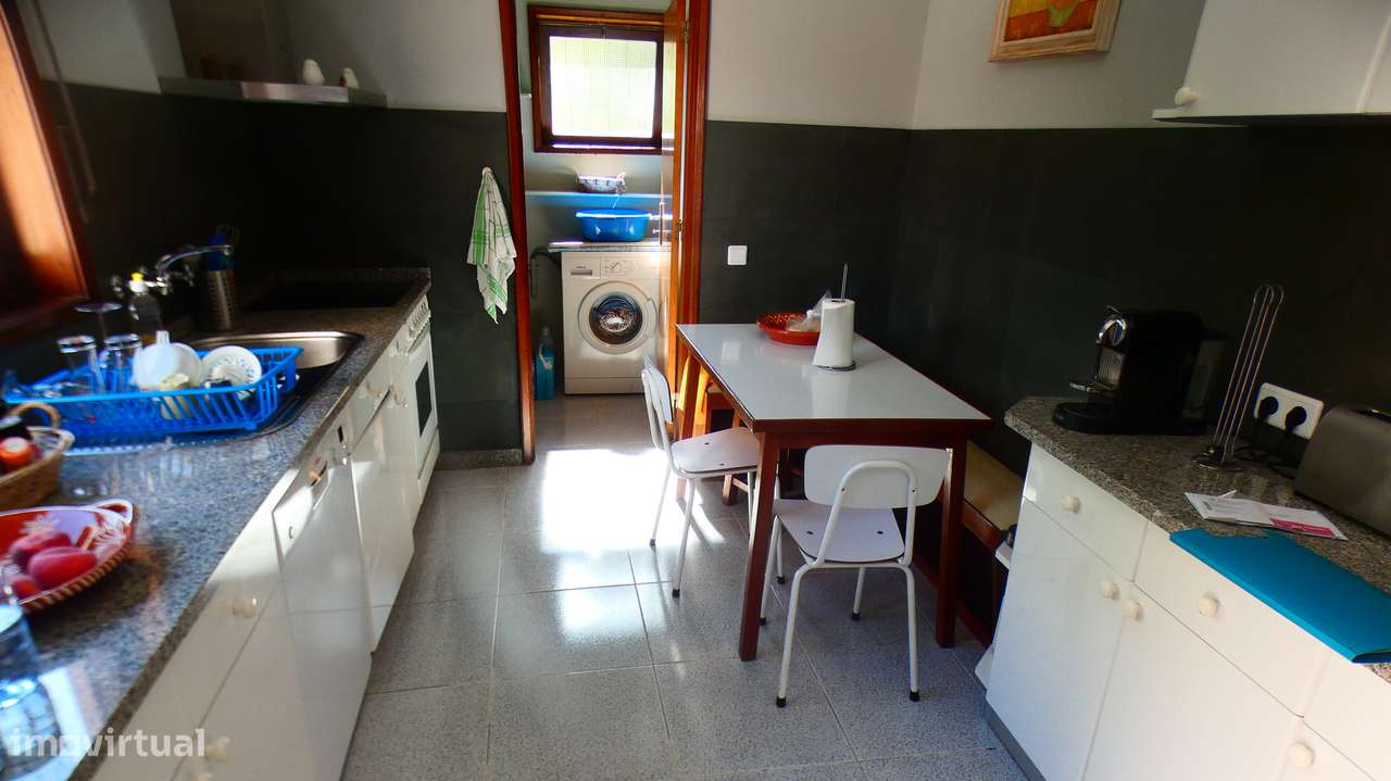 Moradia T5 Vila Nova da Telha-25
