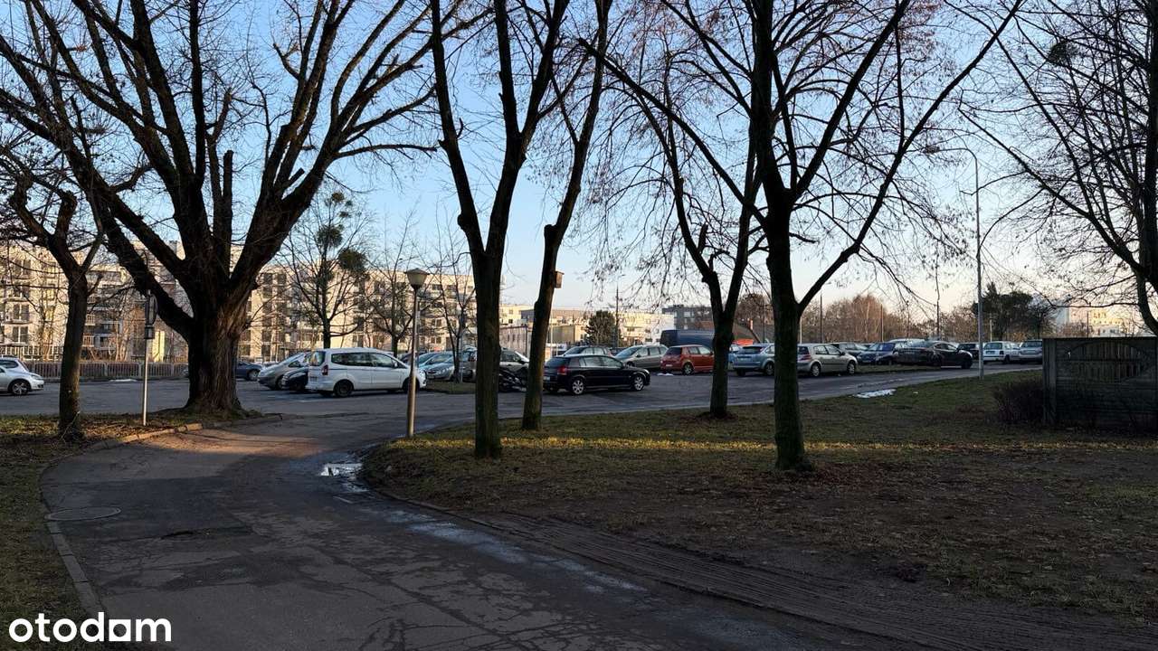 Przestronne mieszkanie z potencjałem - Poznań osiedle Kosmonautów-16