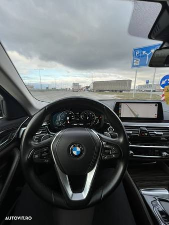 BMW Seria 5 - 24