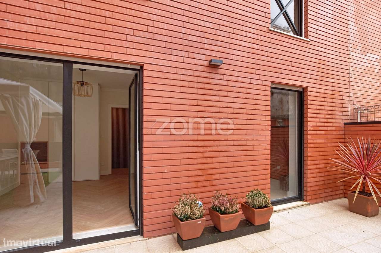Apartamento T2 Premium com Terraço no Vale das Flores-37