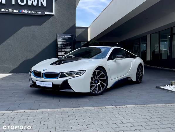 BMW i8 - 1