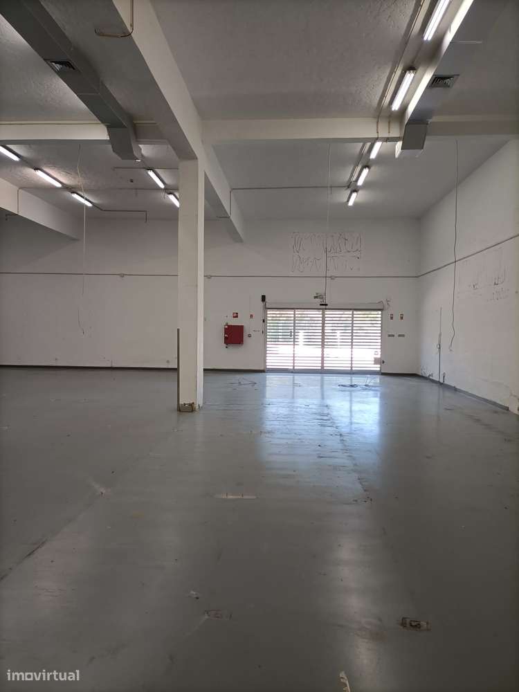 Armazém com 500 m2 - Grande imagem: 5/14