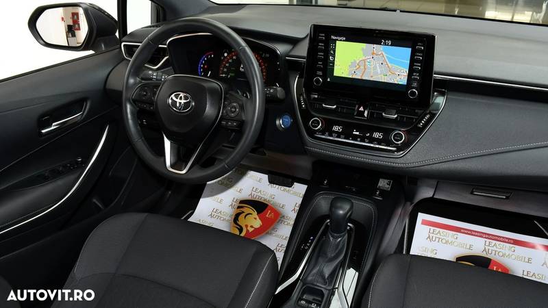 Toyota Corolla 2.0 Hybrid Lounge - 8