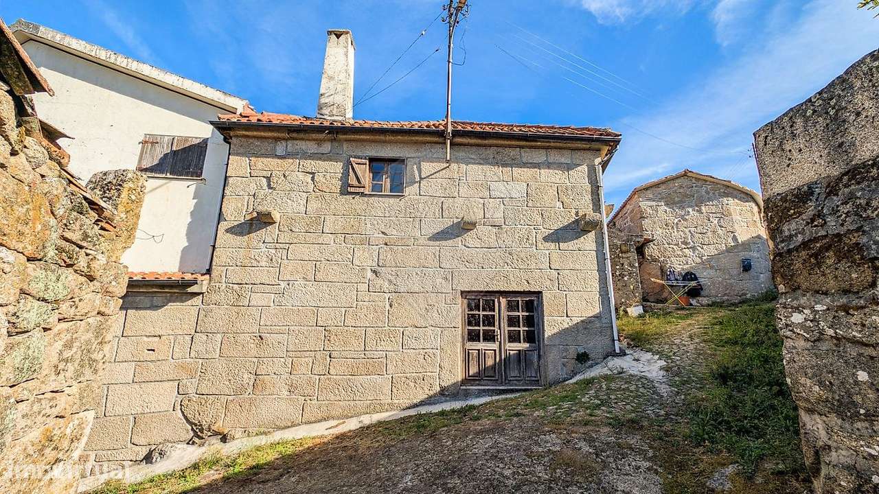 Moradia T5 para venda-44