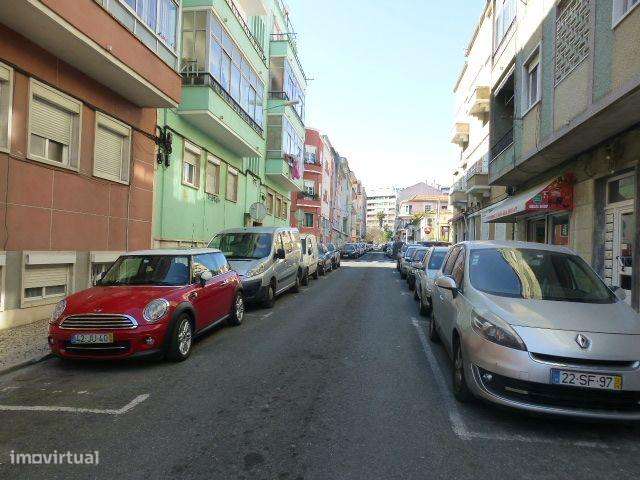 Apartamento no Centro de Moscavide T1+1 - Grande imagem: 4/9