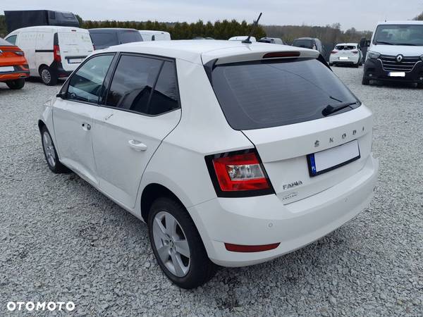 Skoda Fabia - 14