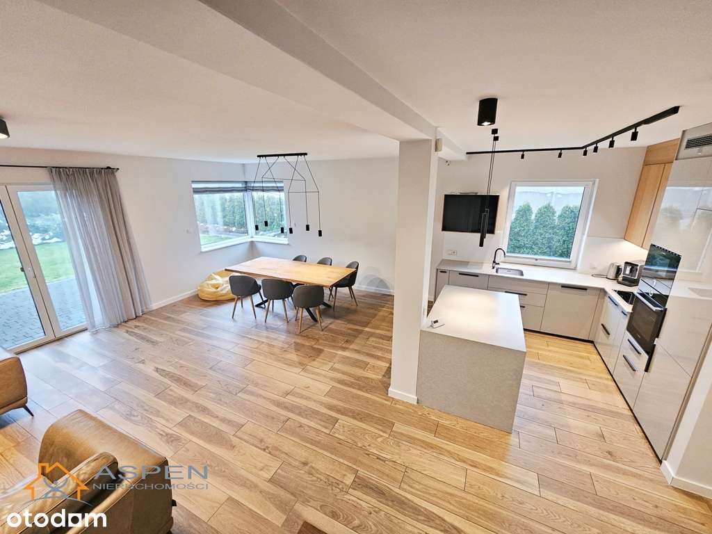 WYŁACZNOŚĆ  Piękny bliźniak, 2 łazienki, 4 sypialnie, garaż, pralnia-12