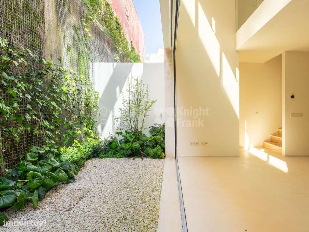 Moradia T3+1 contemporânea, pátio privado, Marvila, Lisboa - Grande imagem: 5/29