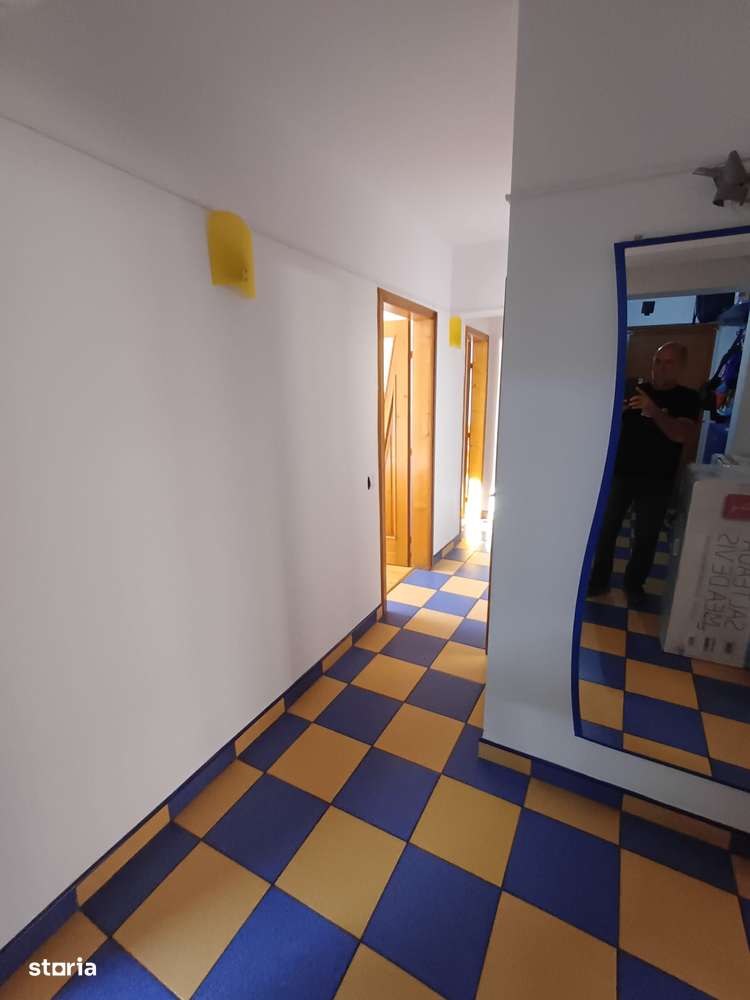 Republicii - Caraiman 3 camere 88 mp etaj 2 - Imagine principală: 5/10