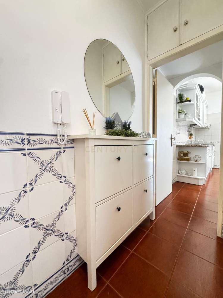 Oportunidade Única no Coração de Lisboa!  Apartamento Equipado e em Ex-0