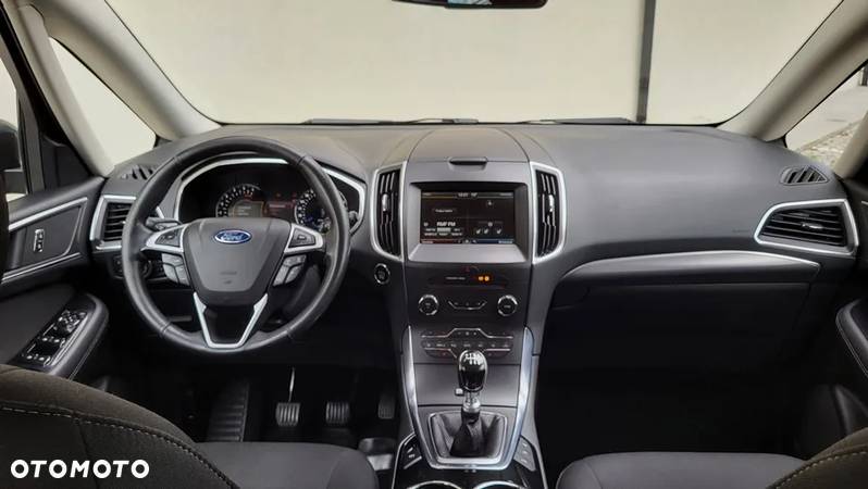 Ford Galaxy 2.0 TDCi 4WD Titanium - 8