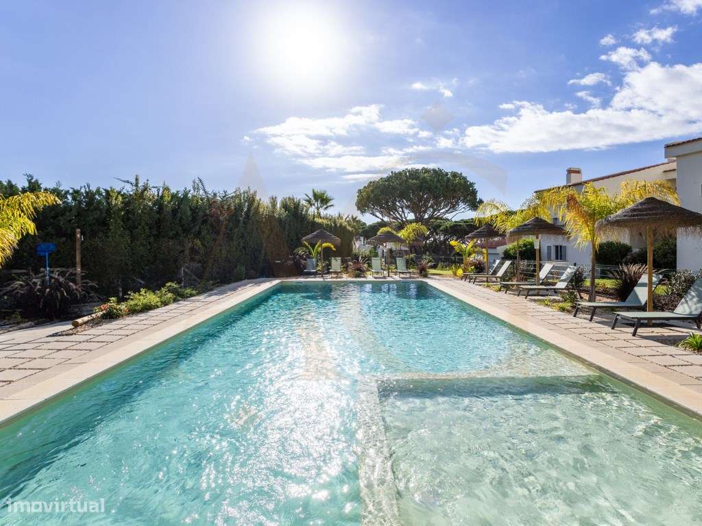 Apartamento T2 com terraço e piscina em Vale do Lobo-23