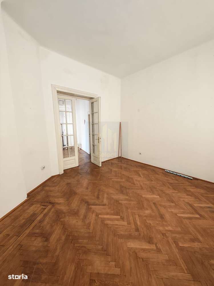 Vila Art Deco 11 Camere de Vanzare *Piata Unirii* - Imagine principală: 4/20