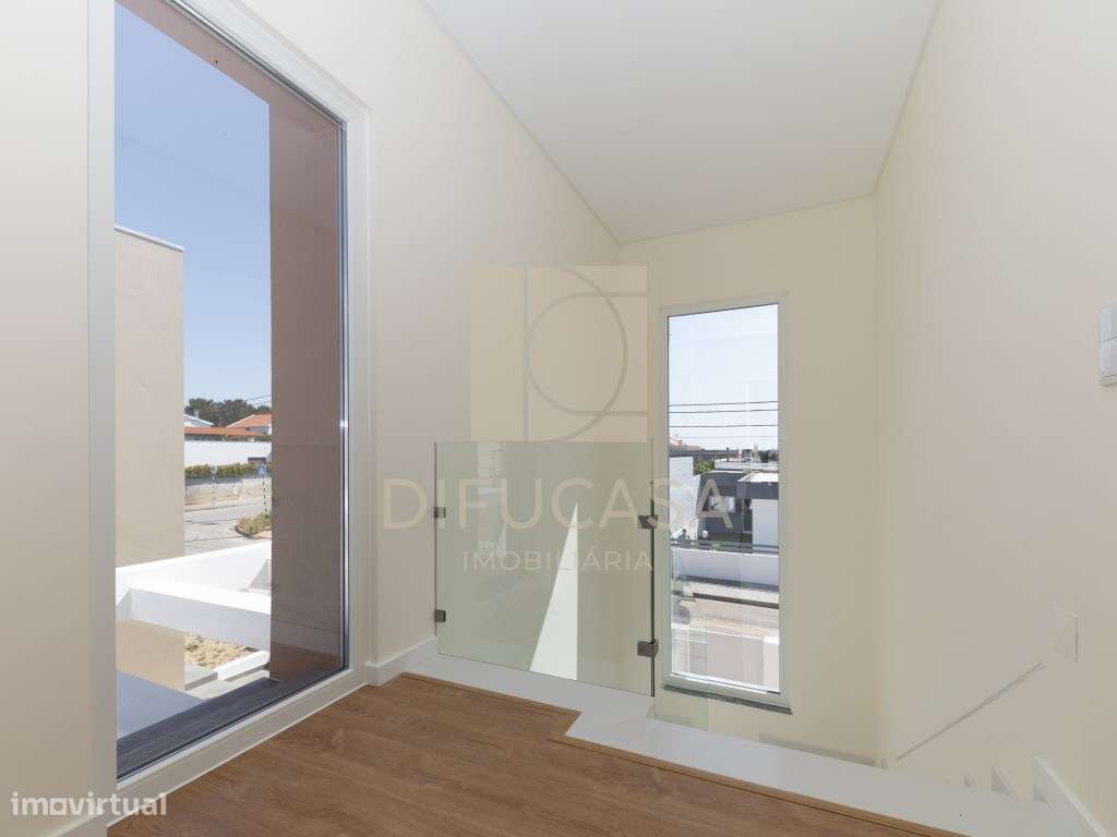 Moradia T3 localizada em Pinhal do General-31