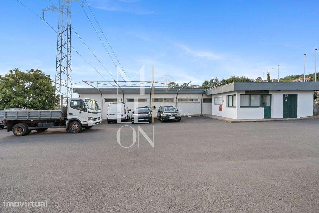 Oportunidade de Investimento Industrial - lote 7.290 m2 com 1.595 m2 d-11