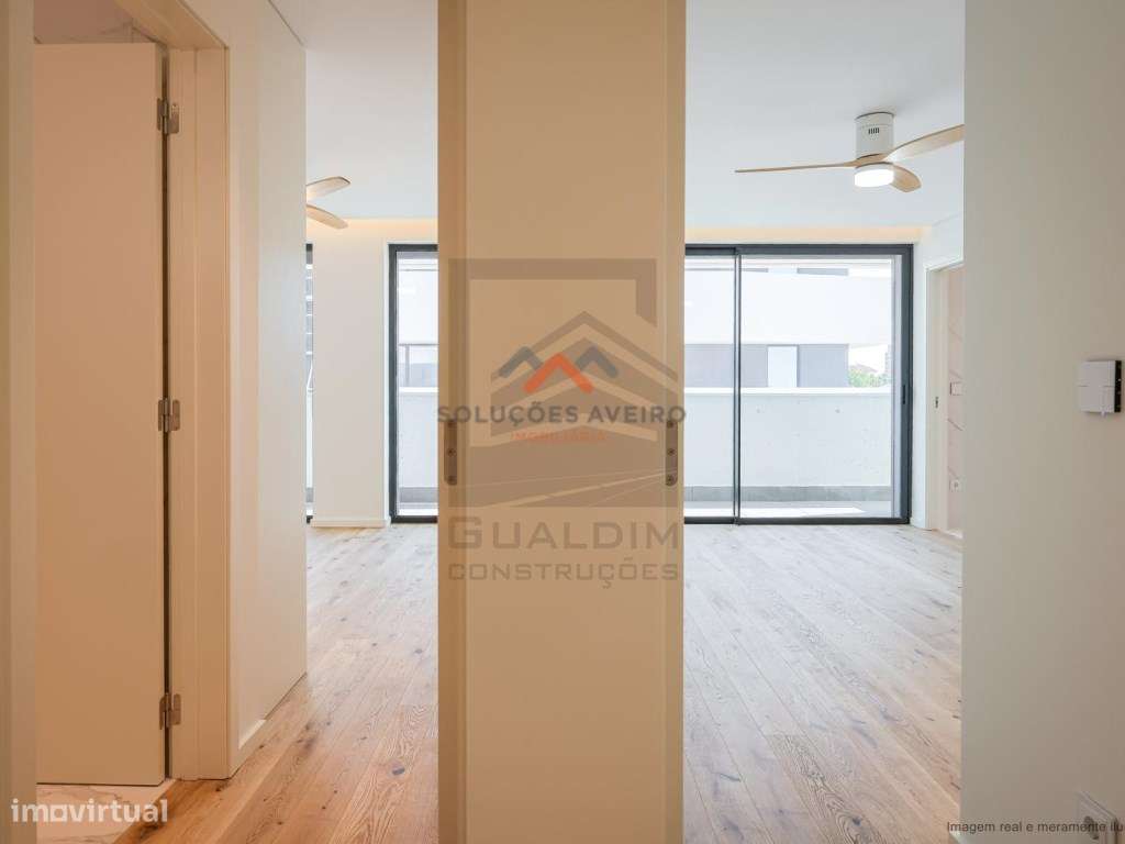 Apartamento T2+ Terraço Implex em Aveiro!-51