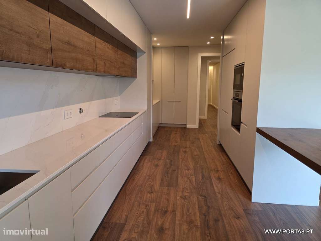 Apartamento T3 Novo com garagem-7