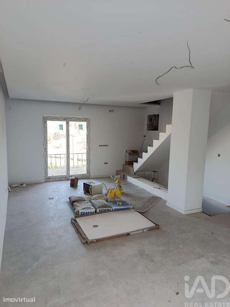 Casa / Villa T4 em Santa Maria, São Pedro e Matacães de 210 m2 - Grande imagem: 5/9