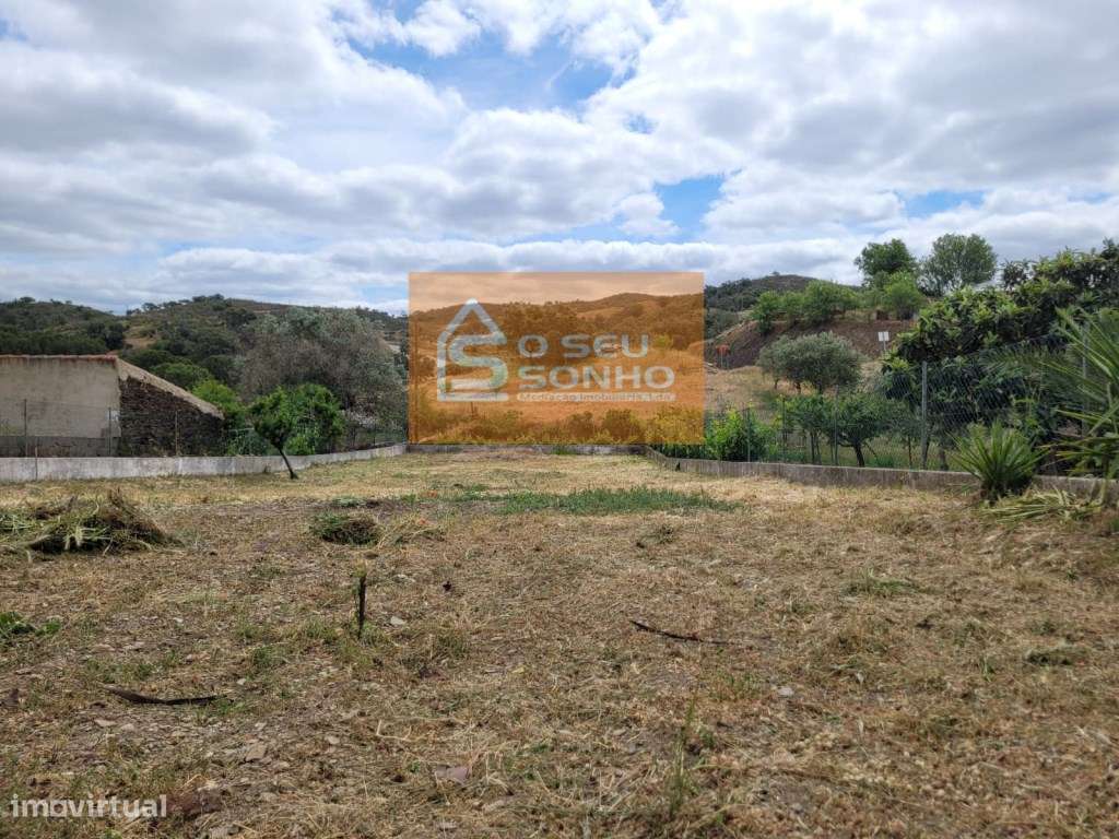 Moradia T3 com Terreno no Ameixial-25