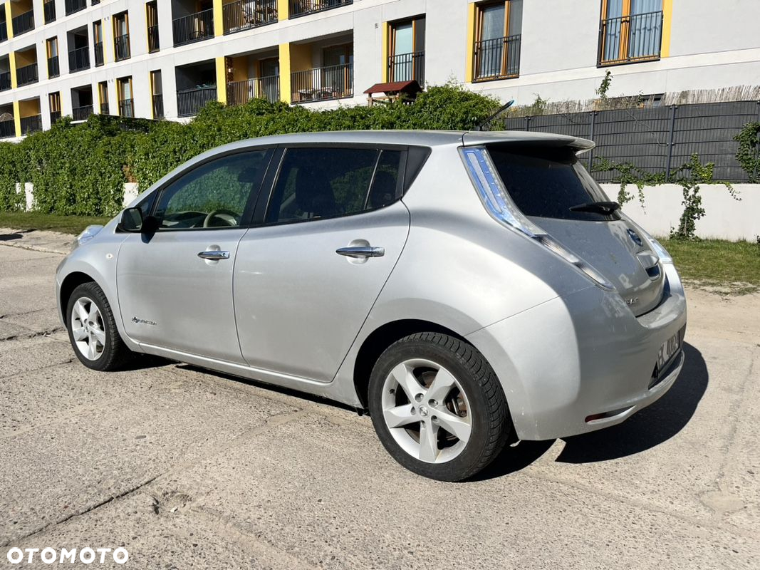 Nissan Leaf - 4