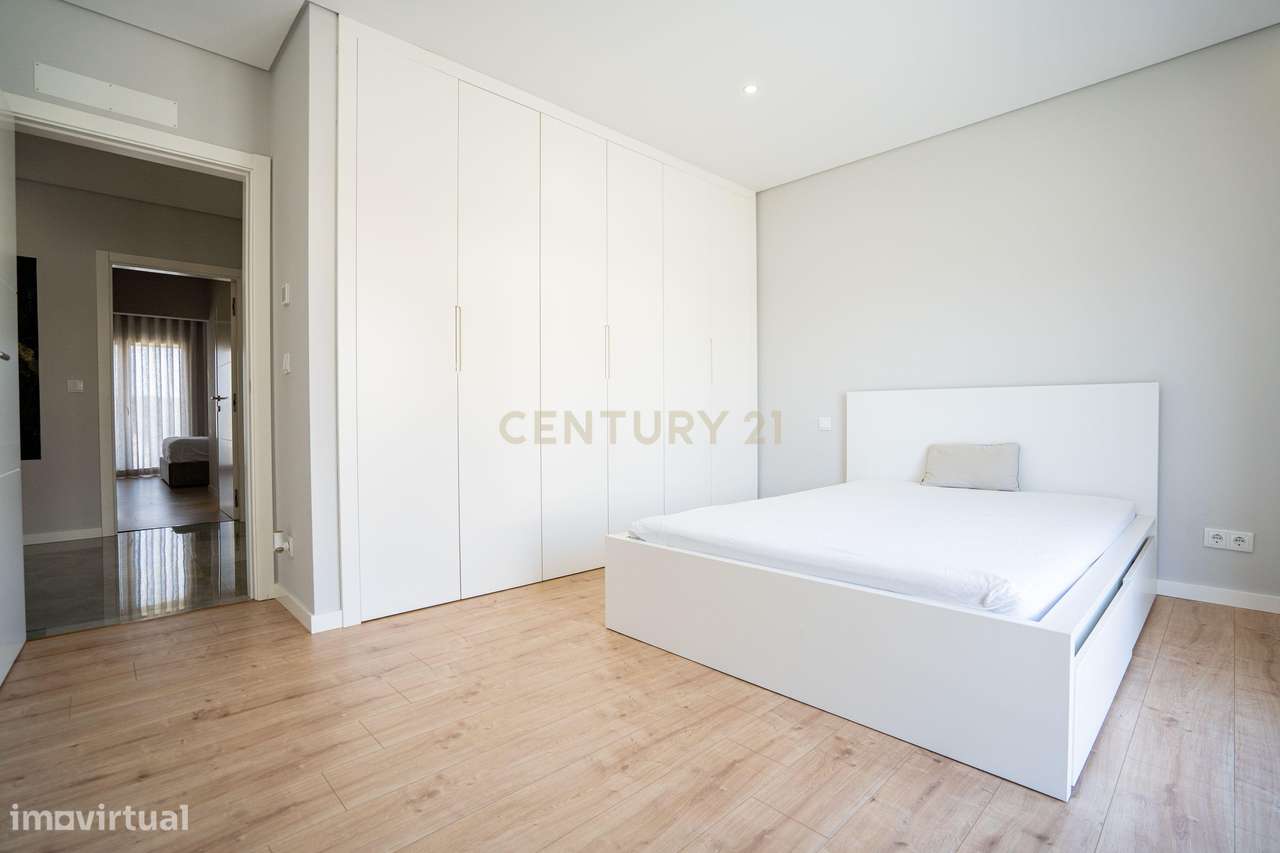 Moradia de Luxo T3 junto a Sintra | Vila Verde-32