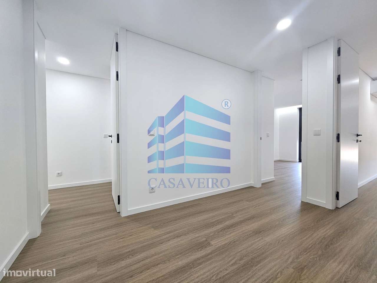 Apartamento T3 com 2 Lugares de Garagem São Bernardo-22