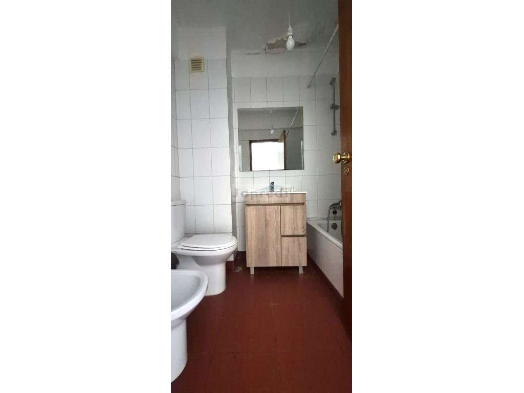 Apartamento T2 com terraço-14