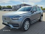 Volvo XC 90 - 1