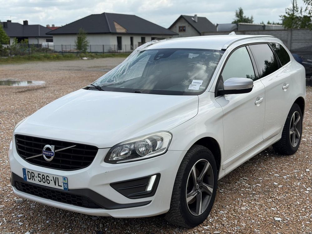 Volvo XC60 I D3 Drive-E R-Design Kinetic 2015
