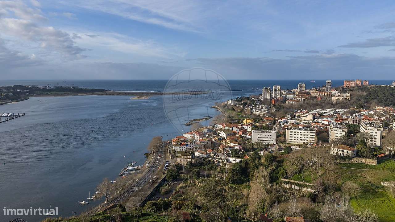 Moradia térrea T2, com jardim, na Foz do Douro!-19