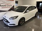 Ford Focus 2.0 EcoBoost ST c/ Pack Pele Exclusiva - 1