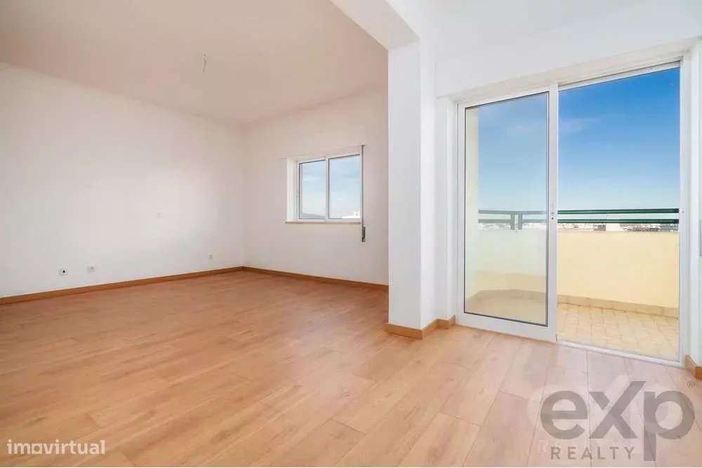 Fabuloso apartamento T5 triplex com piscina e amplos terraços no centr - Grande imagem: 5/54